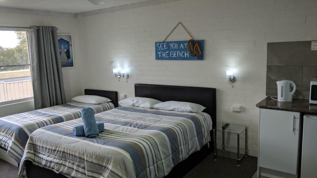 Harrington Village Motel Manning Point Buitenkant foto