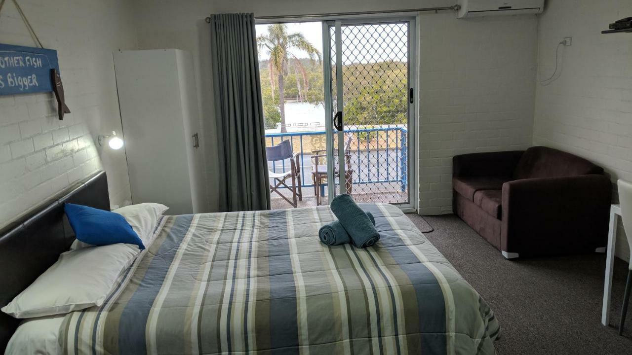 Harrington Village Motel Manning Point Buitenkant foto