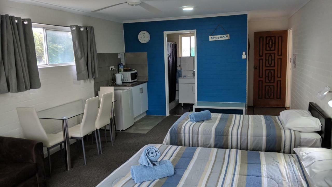 Harrington Village Motel Manning Point Buitenkant foto