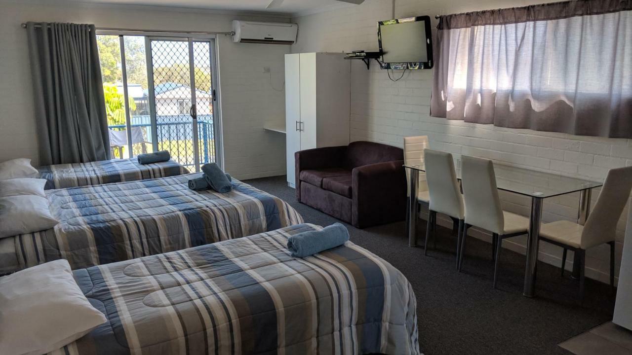 Harrington Village Motel Manning Point Buitenkant foto