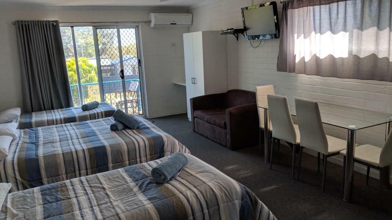 Harrington Village Motel Manning Point Buitenkant foto